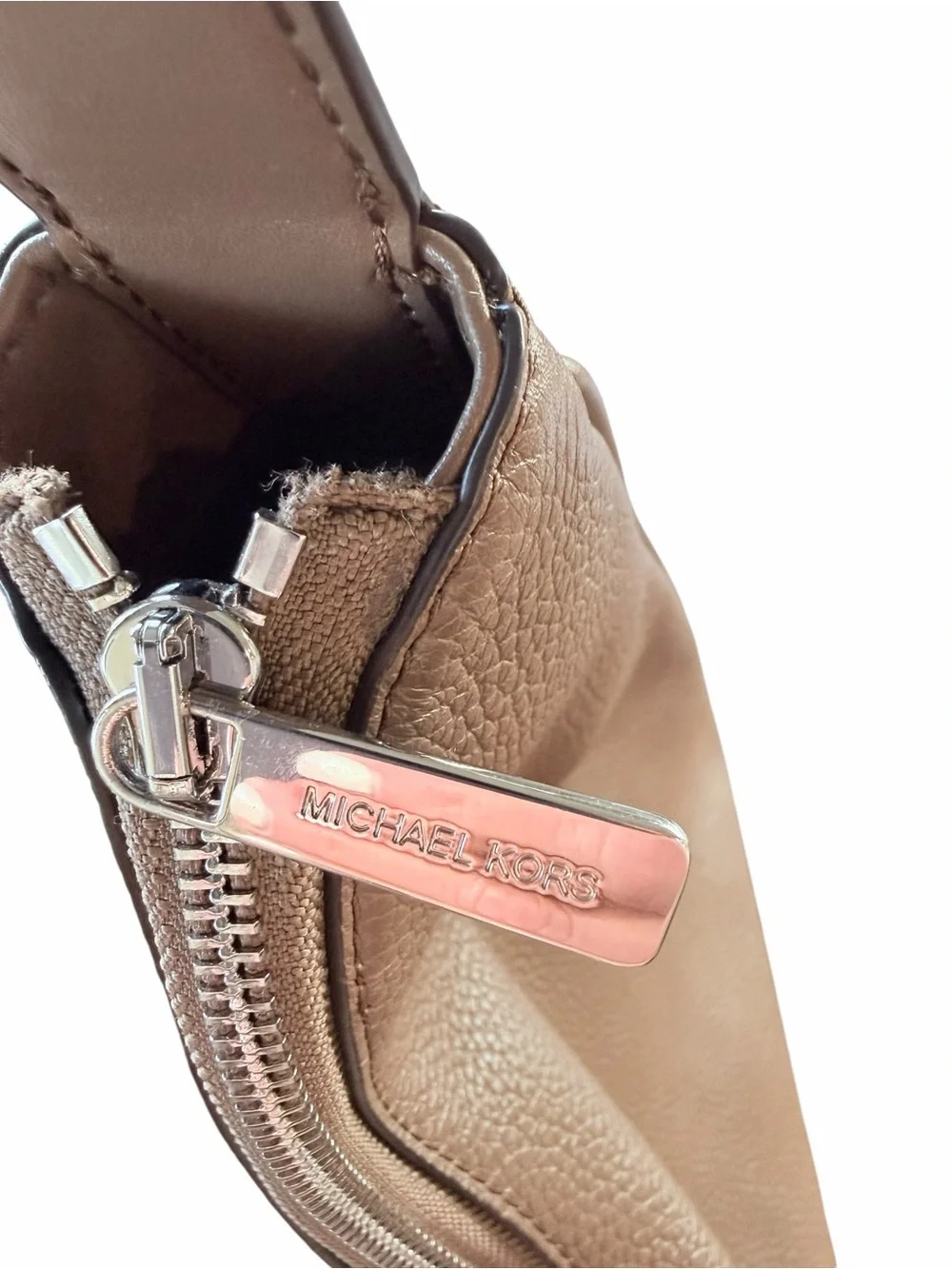 Michael Kors elegant pebbled